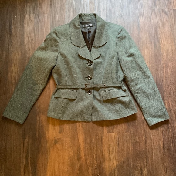 Blazer with belt